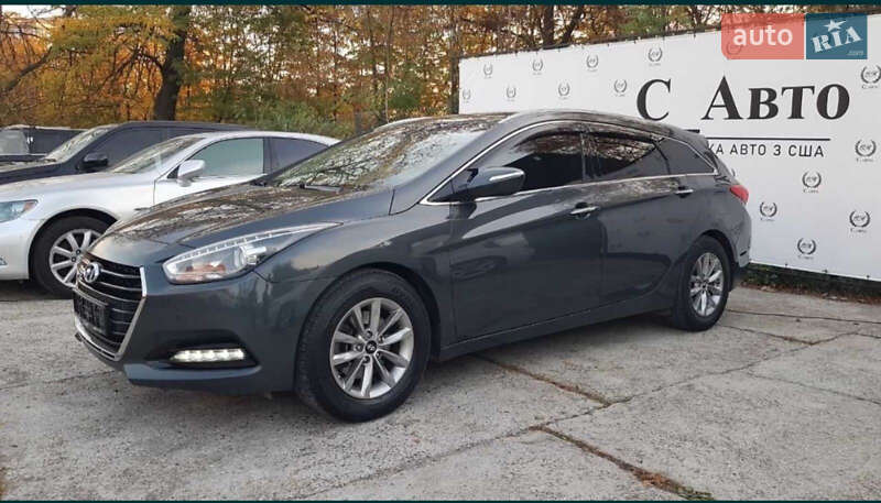 Универсал Hyundai i40 2015 в Черновцах
