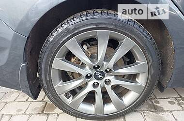 Седан Hyundai i40 2014 в Сарнах