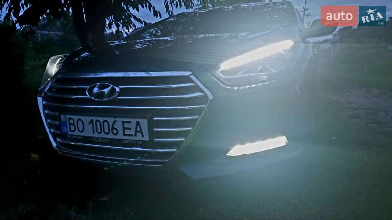 Универсал Hyundai i40 2015 в Черновцах