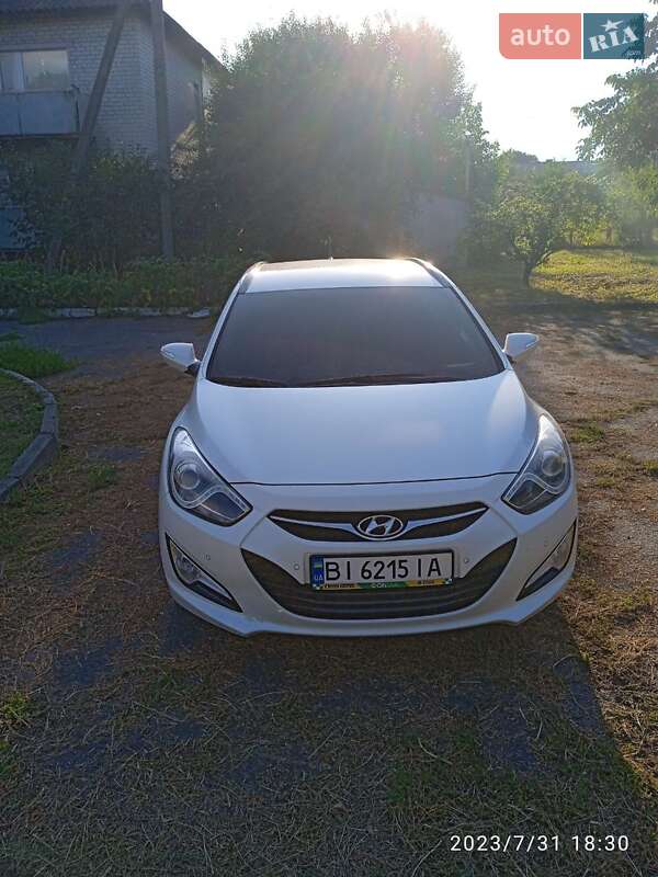 Універсал Hyundai i40 2011 в Павлограді