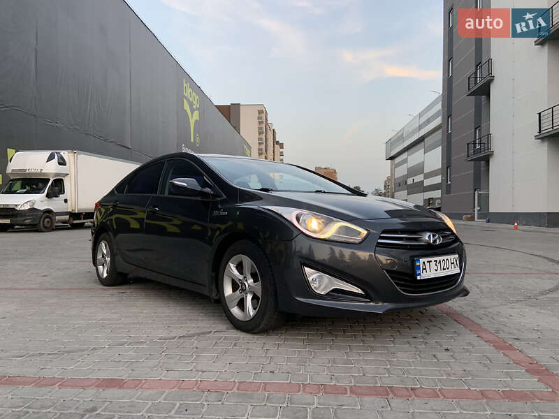 Седан Hyundai i40 2011 в Ивано-Франковске фото 4 Седан Hyundai i40 2011 в Ивано-Франковске