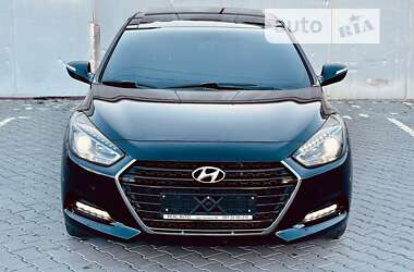 Седан Hyundai i40 2015 в Одессе