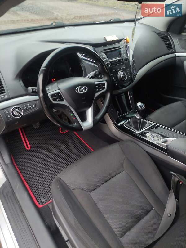 Универсал Hyundai i40 2011 в Нежине
