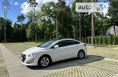 Седан Hyundai i40 2013 в Харкові