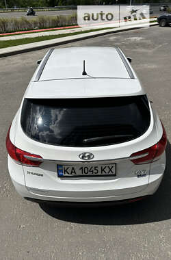 Универсал Hyundai i40 2014 в Киеве