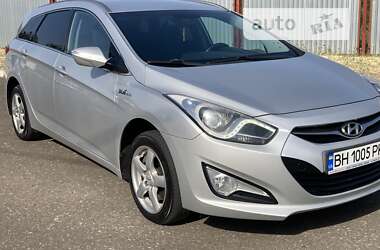 Универсал Hyundai i40 2011 в Черноморске