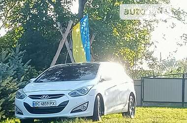 Седан Hyundai i40 2012 в Новом Роздоле