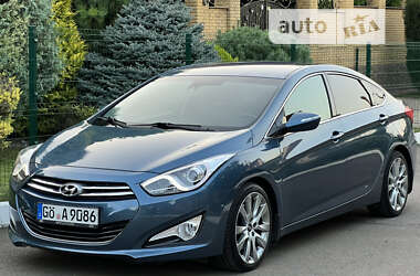 Седан Hyundai i40 2012 в Рівному