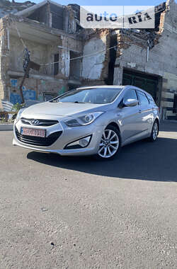 Универсал Hyundai i40 2012 в Днепре