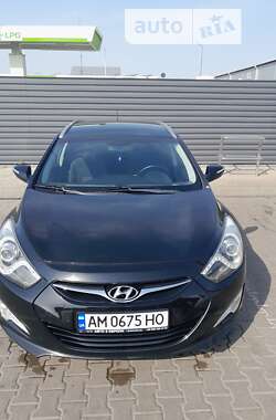 Универсал Hyundai i40 2012 в Коростене