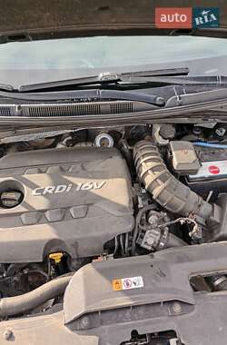 Универсал Hyundai i40 2012 в 