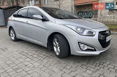 Седан Hyundai i40 2013 в Запоріжжі