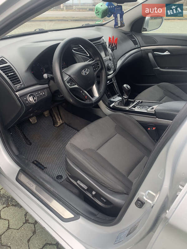 Универсал Hyundai i40 2014 в Дубно