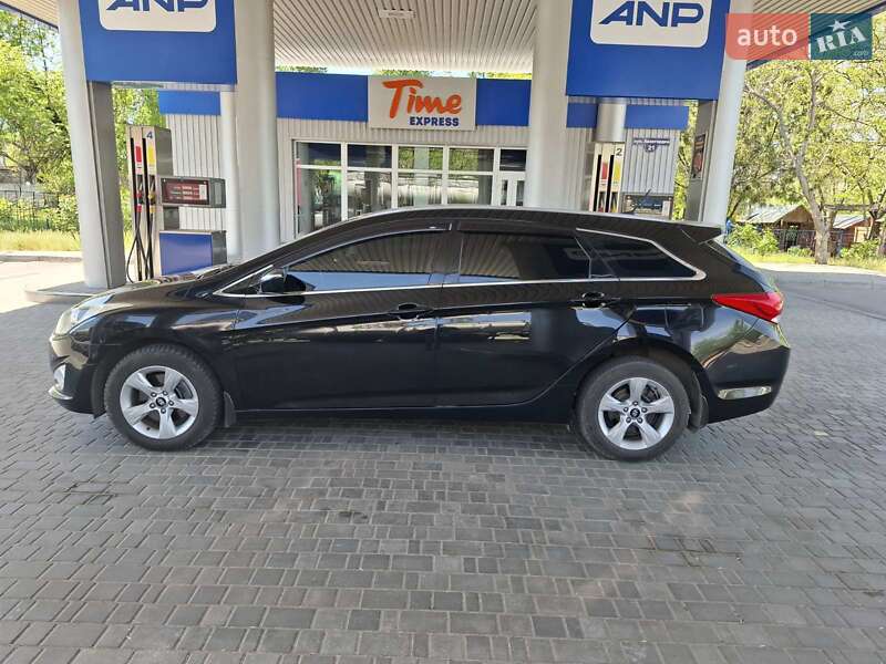 Универсал Hyundai i40 2012 в Николаеве