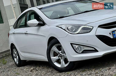 Седан Hyundai i40 2013 в 