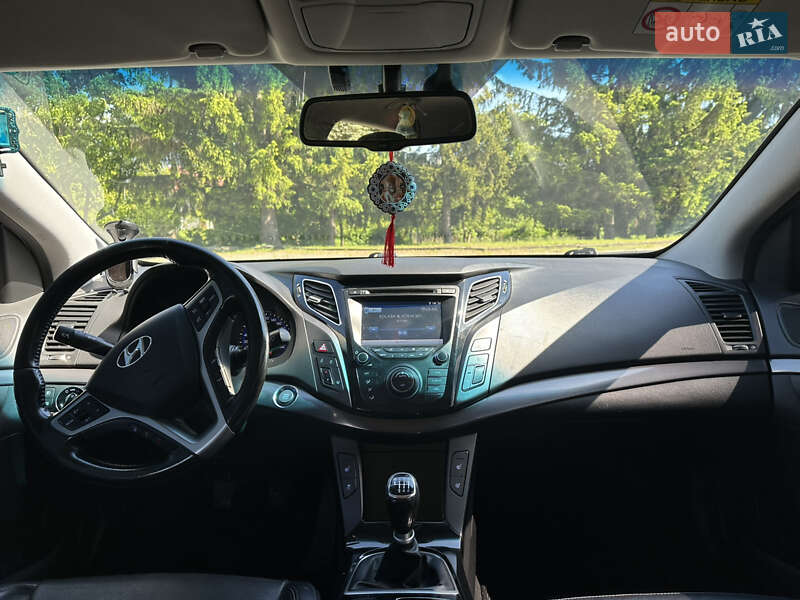 Универсал Hyundai i40 2014 в Дубно