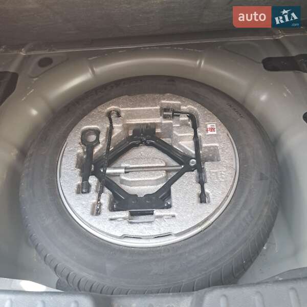 Седан Hyundai i40 2014 в Києві