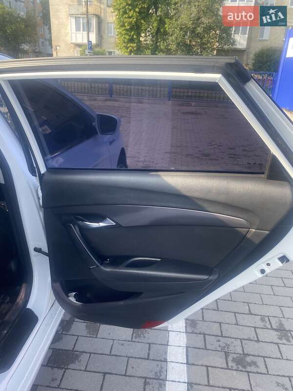 Универсал Hyundai i40 2012 в Ивано-Франковске