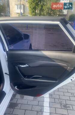 Универсал Hyundai i40 2012 в 