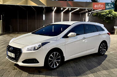 Универсал Hyundai i40 2015 в Ужгороде