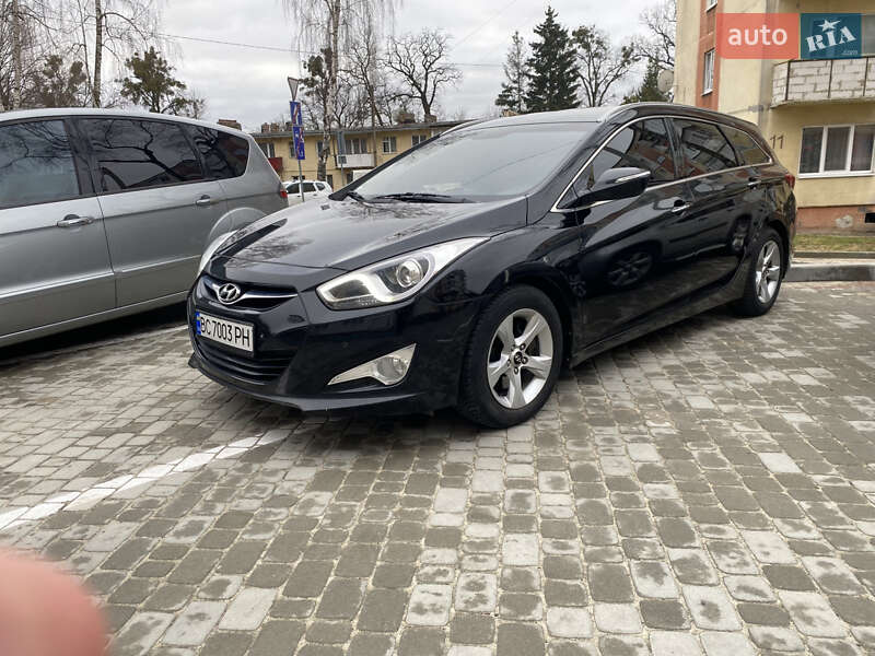 Универсал Hyundai i40 2013 в Львове