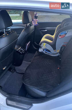 Универсал Hyundai i40 2015 в 