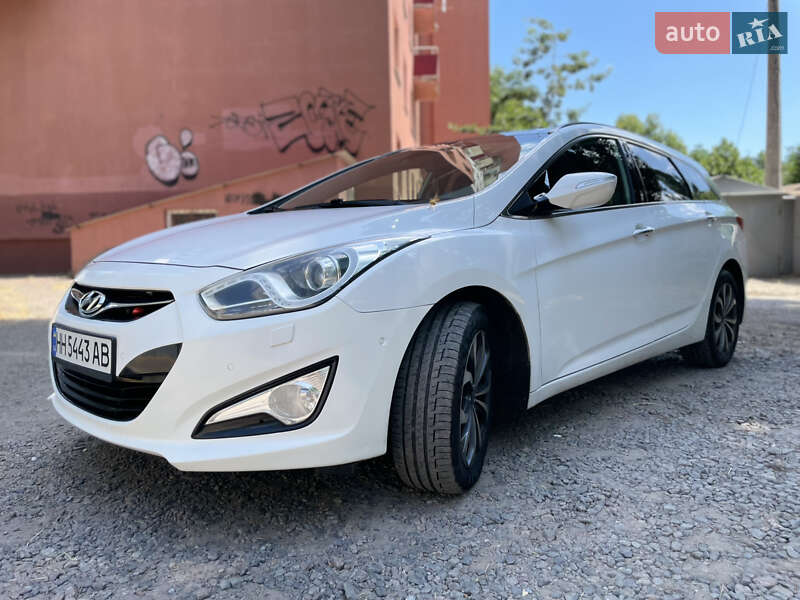 Универсал Hyundai i40 2012 в Одессе