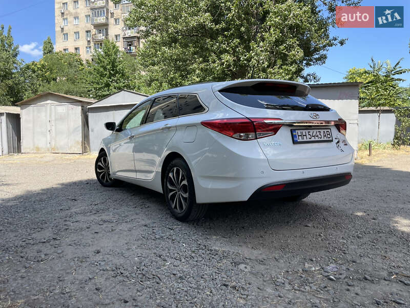 Универсал Hyundai i40 2012 в Одессе