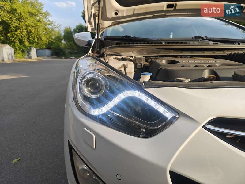 Универсал Hyundai i40 2014 в Днепре фото 36 Универсал Hyundai i40 2014 в Днепре