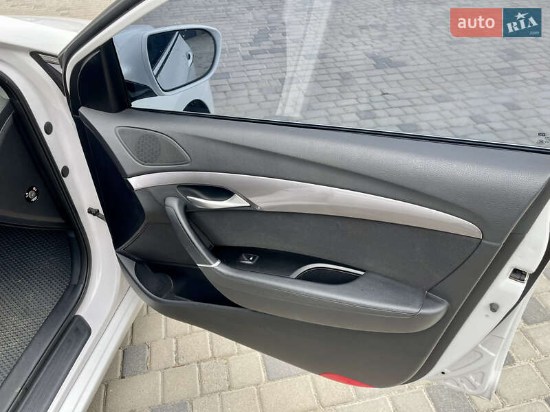 Універсал Hyundai i40 2012 в Березному фото 29 Універсал Hyundai i40 2012 в Березному