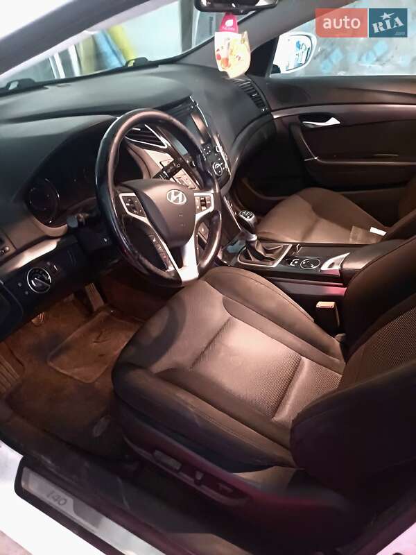 Універсал Hyundai i40 2014 в Виноградові