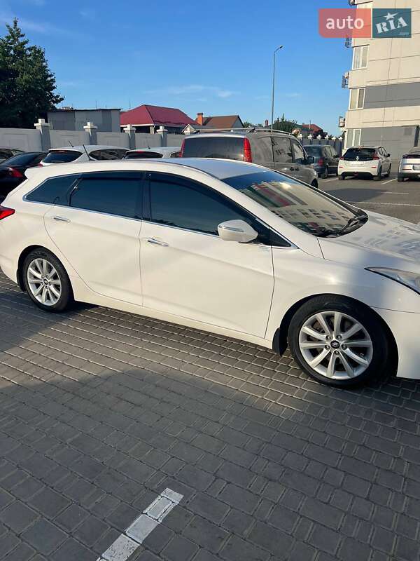Универсал Hyundai i40 2011 в Одессе