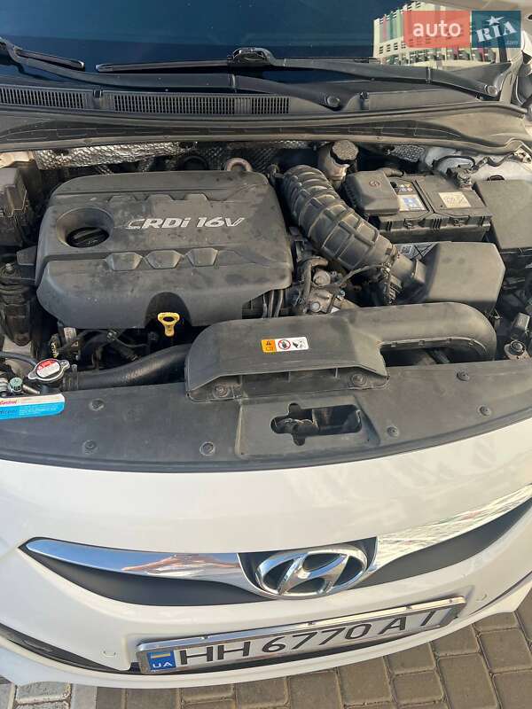 Универсал Hyundai i40 2011 в Одессе