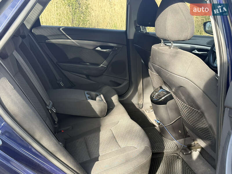 Седан Hyundai i40 2011 в Кривом Роге