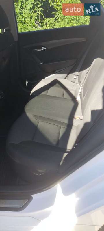 Универсал Hyundai i40 2013 в Днепре