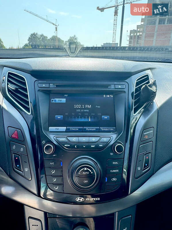 Універсал Hyundai i40 2012 в Львові фото 10 Універсал Hyundai i40 2012 в Львові