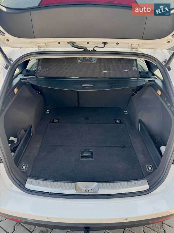 Універсал Hyundai i40 2012 в Львові фото 19 Універсал Hyundai i40 2012 в Львові