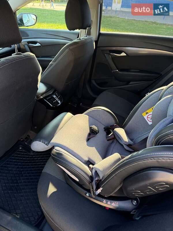 Універсал Hyundai i40 2016 в Харкові