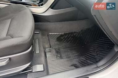 Універсал Hyundai i40 2011 в  фото 41 Універсал Hyundai i40 2011 в