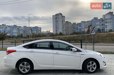 Седан Hyundai i40 2012 в 