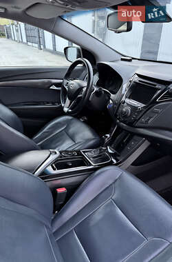 Универсал Hyundai i40 2012 в 