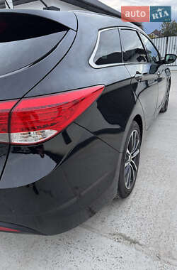 Универсал Hyundai i40 2012 в 