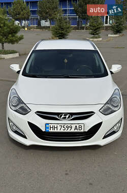 Универсал Hyundai i40 2011 в 