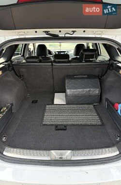 Универсал Hyundai i40 2011 в 
