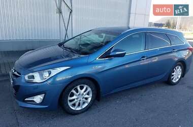 Универсал Hyundai i40 2011 в 