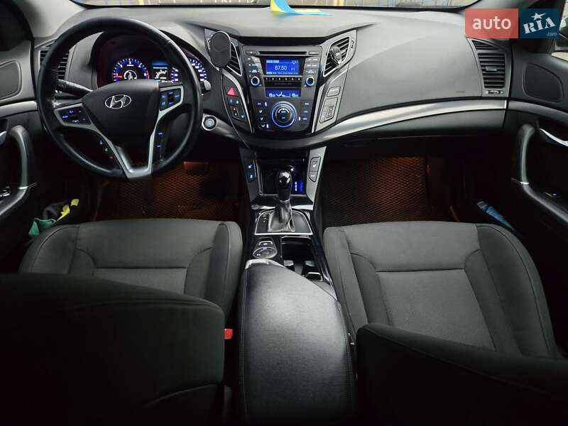 Універсал Hyundai i40 2013 в Києві фото 17 Універсал Hyundai i40 2013 в Києві