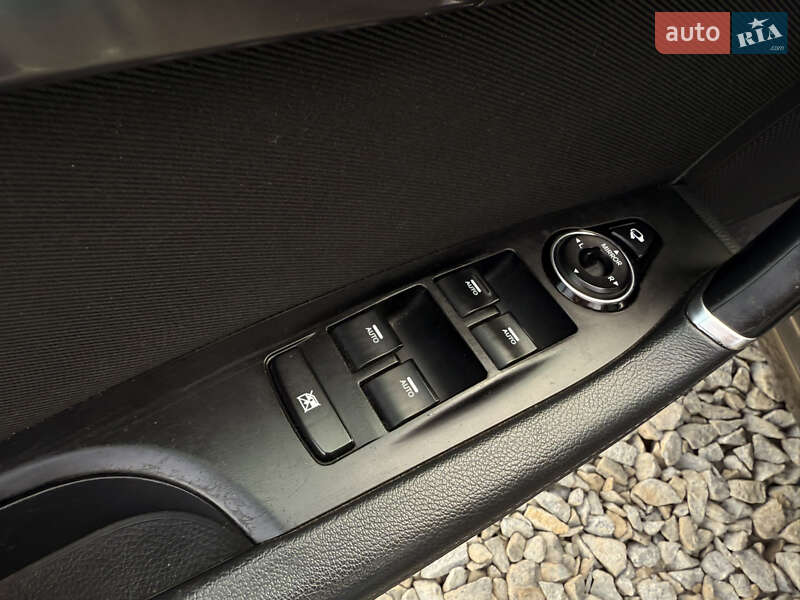 Універсал Hyundai i40 2011 в Рівному фото 3 Універсал Hyundai i40 2011 в Рівному