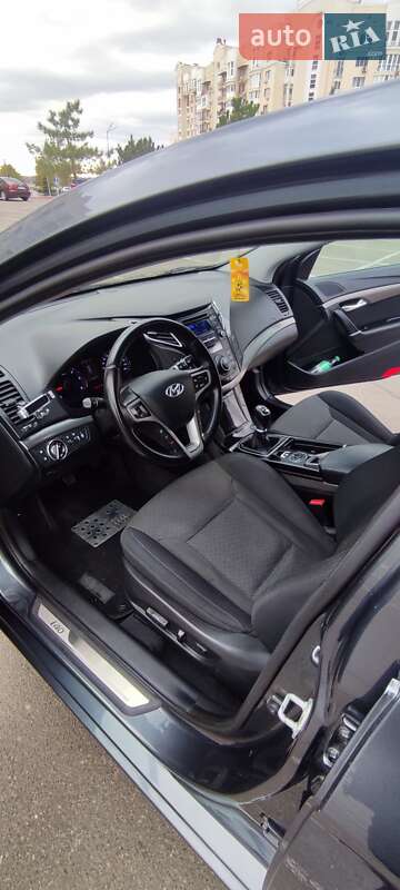 Седан Hyundai i40 2015 в Днепре