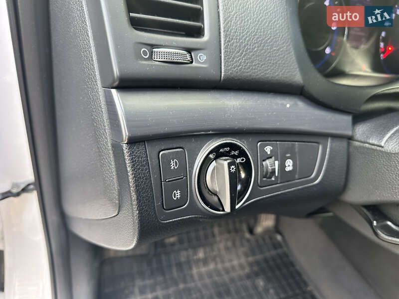 Універсал Hyundai i40 2015 в Києві фото 16 Універсал Hyundai i40 2015 в Києві