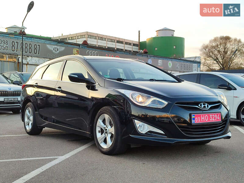 Универсал Hyundai i40 2015 в Киеве